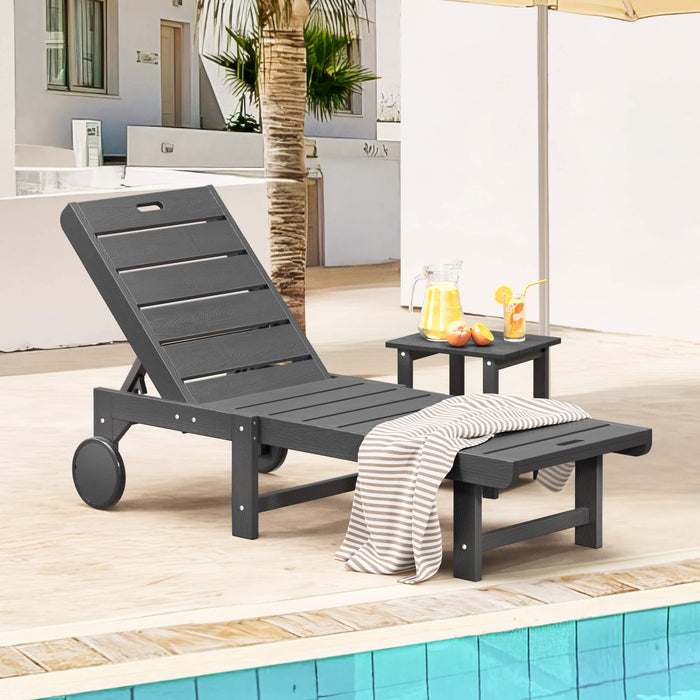 Hayley Outdoor Chaise Lounge Chair with Wheels