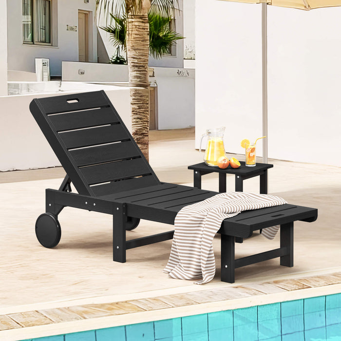 Hayley Outdoor Chaise Lounge Chair with Wheels